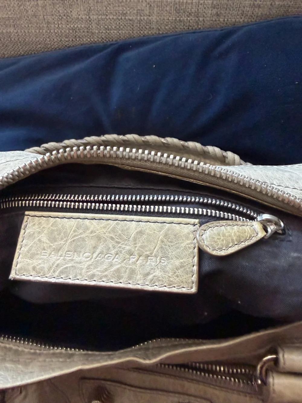Vintage 2009 Balenciaga Agneau Bag - Picture 11 of 12